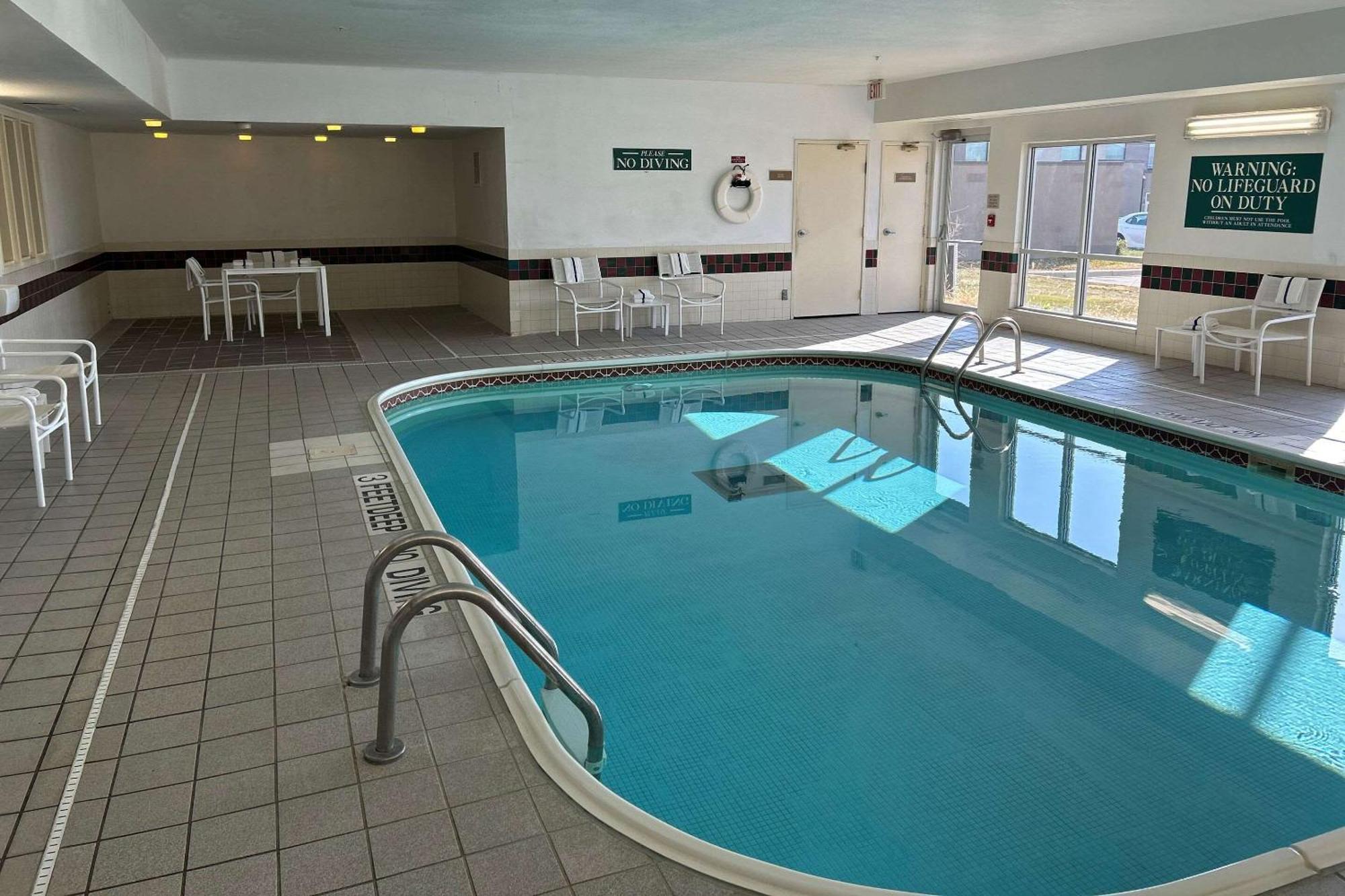 Country Inn & Suites By Radisson, Owatonna, Mn Esterno foto